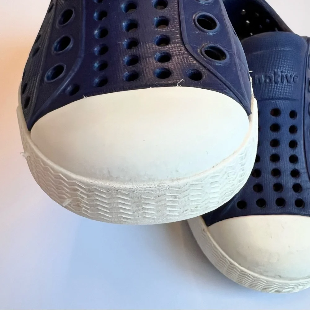 Native size navy